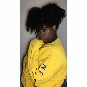 Plus size crop sweater